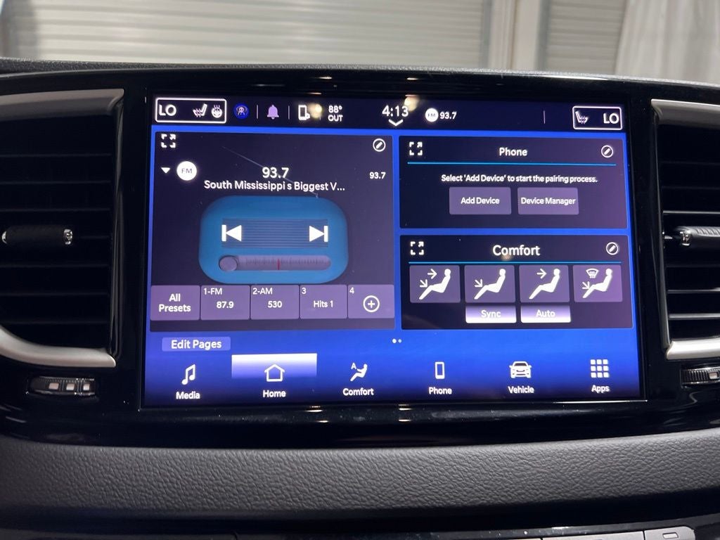 2023 Chrysler Pacifica Touring L