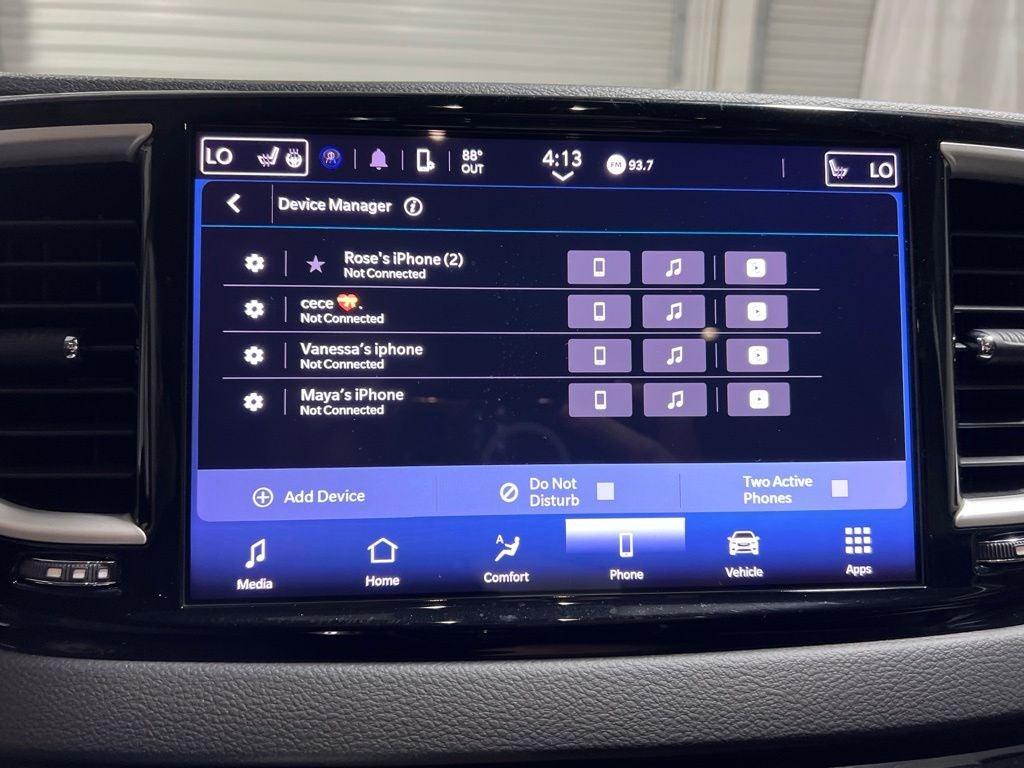 2023 Chrysler Pacifica Touring L