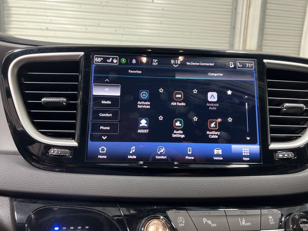 2025 Chrysler Pacifica Select