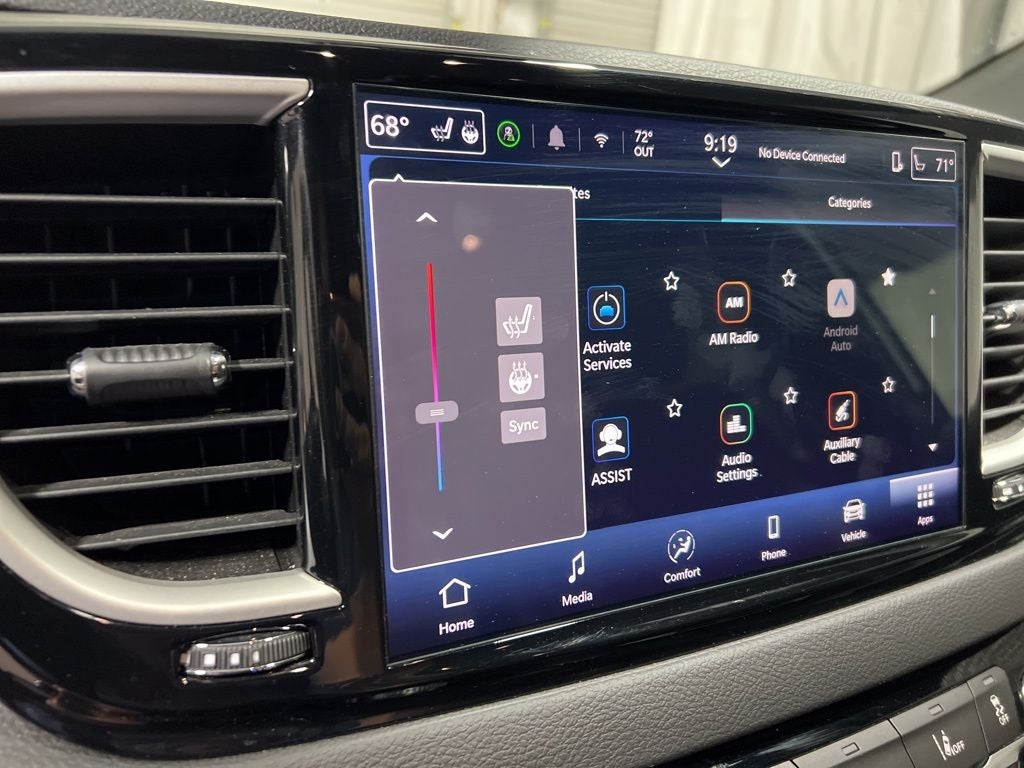 2025 Chrysler Pacifica Select