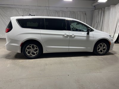 2024 Chrysler Pacifica Limited