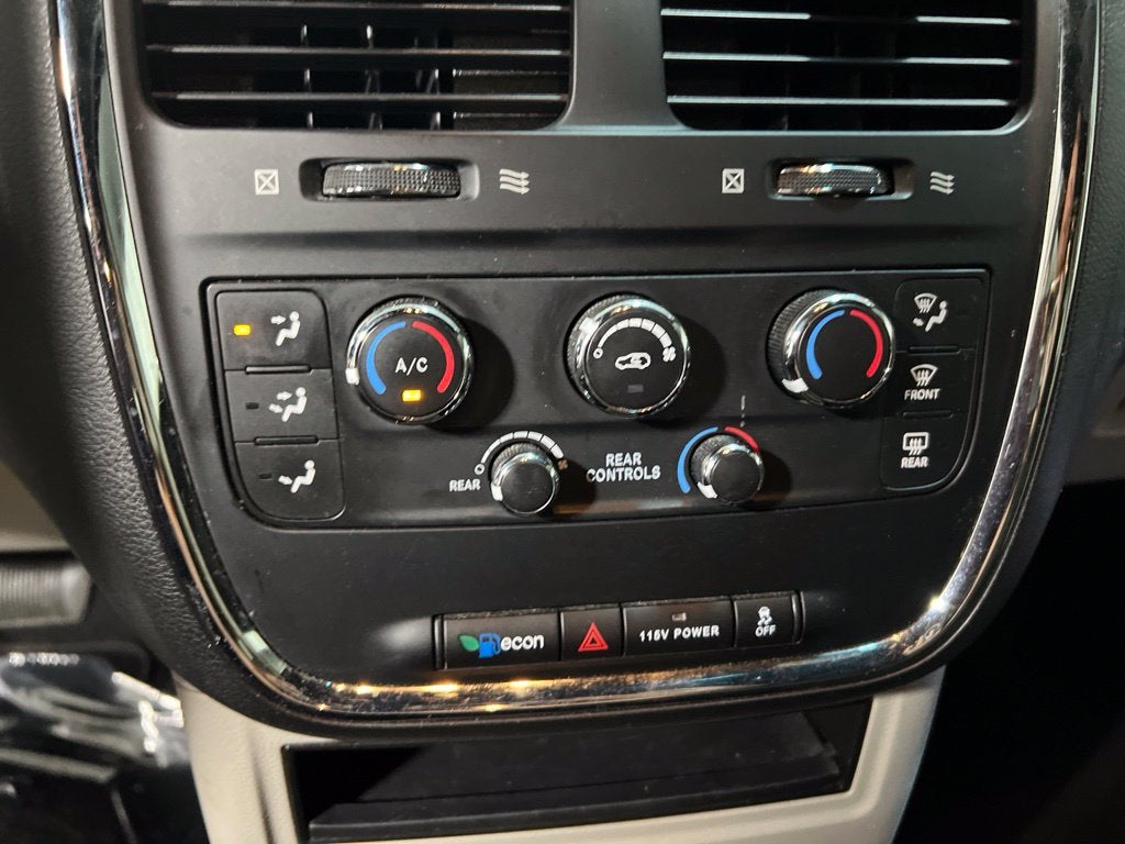 2017 Dodge Grand Caravan SE
