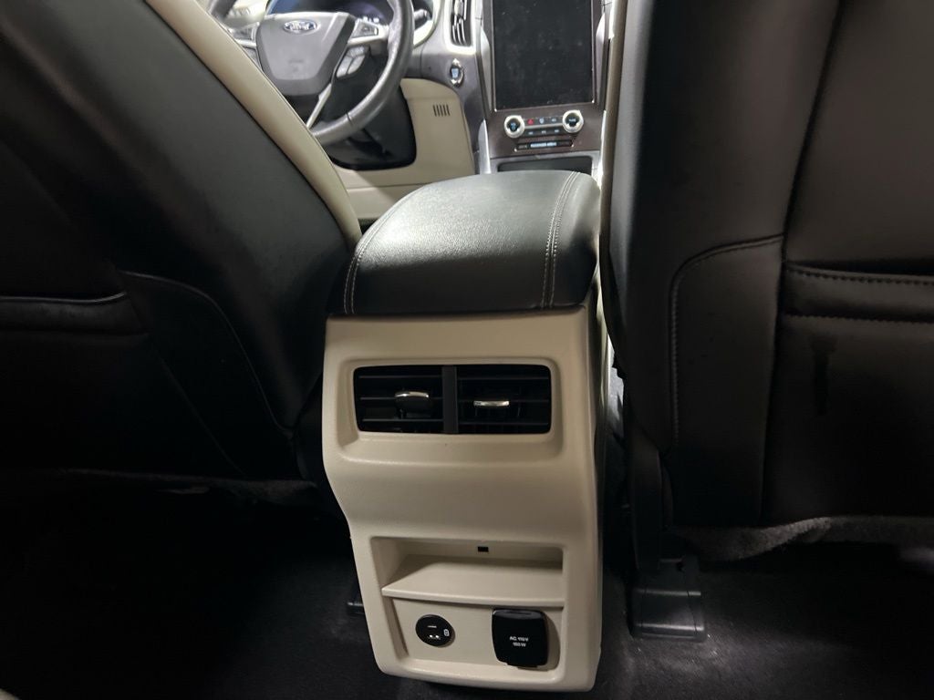 2021 Ford Edge Titanium