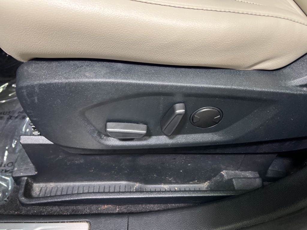 2021 Ford Edge Titanium