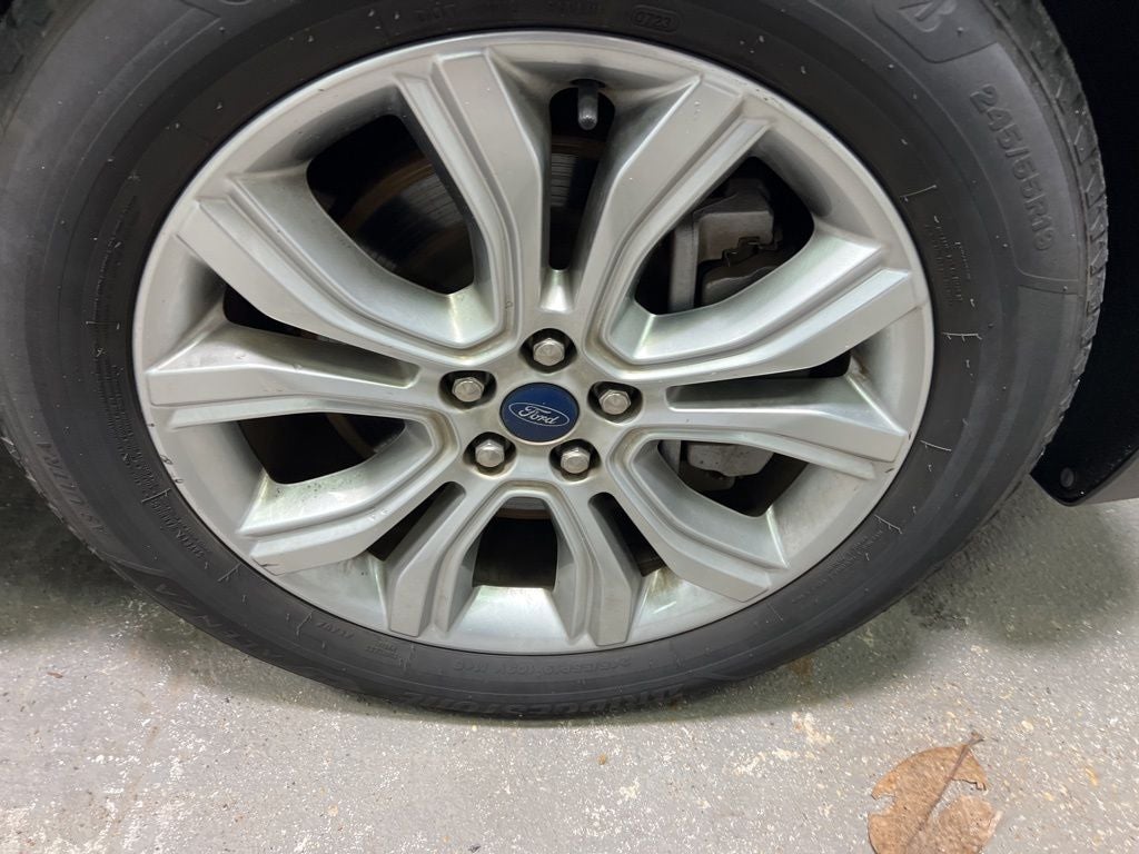 2021 Ford Edge Titanium