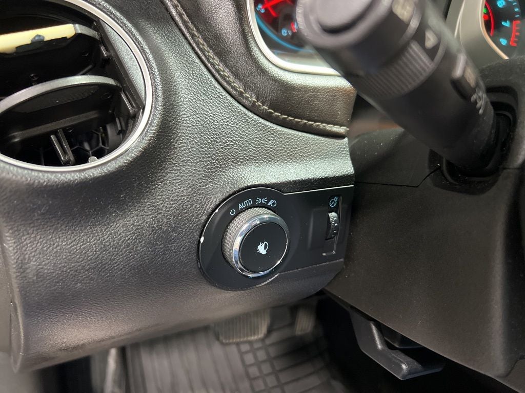 2015 Chevrolet Camaro 1LT