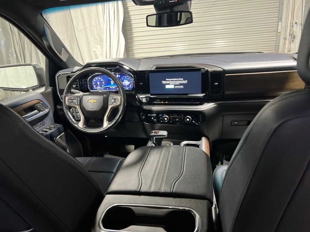 2023 Chevrolet Silverado 1500 High Country