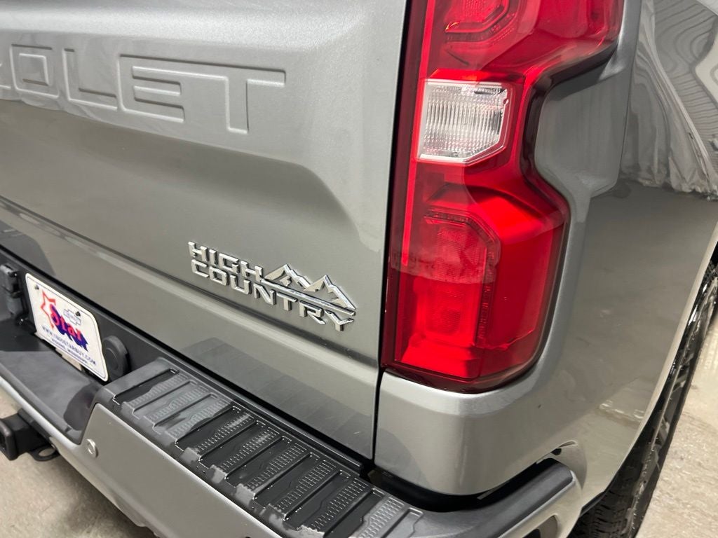 2023 Chevrolet Silverado 1500 High Country