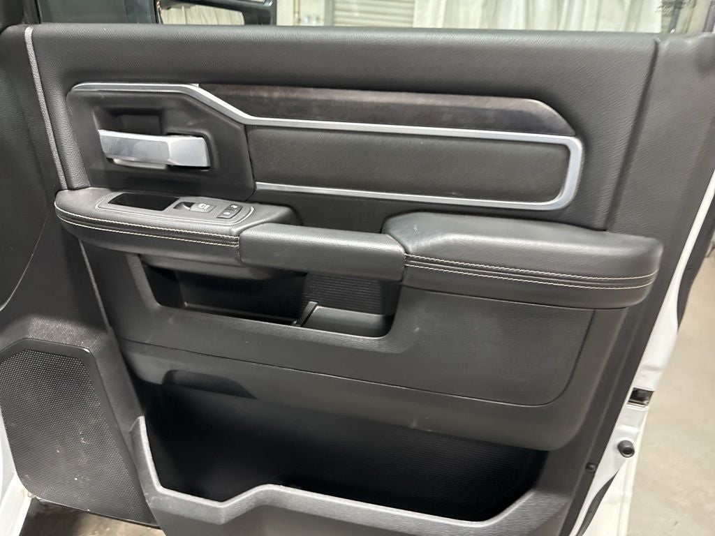 2024 RAM 3500 SLT