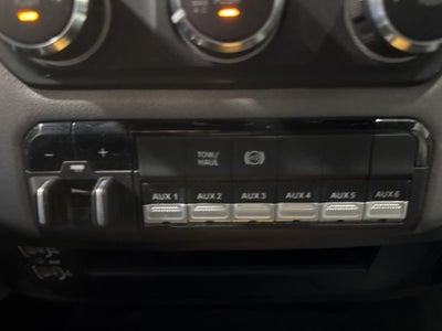 2024 RAM 3500 SLT