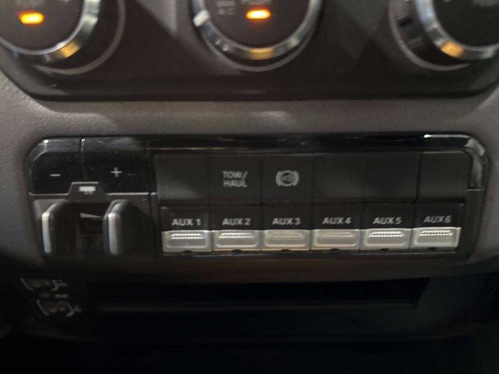 2024 RAM 3500 SLT