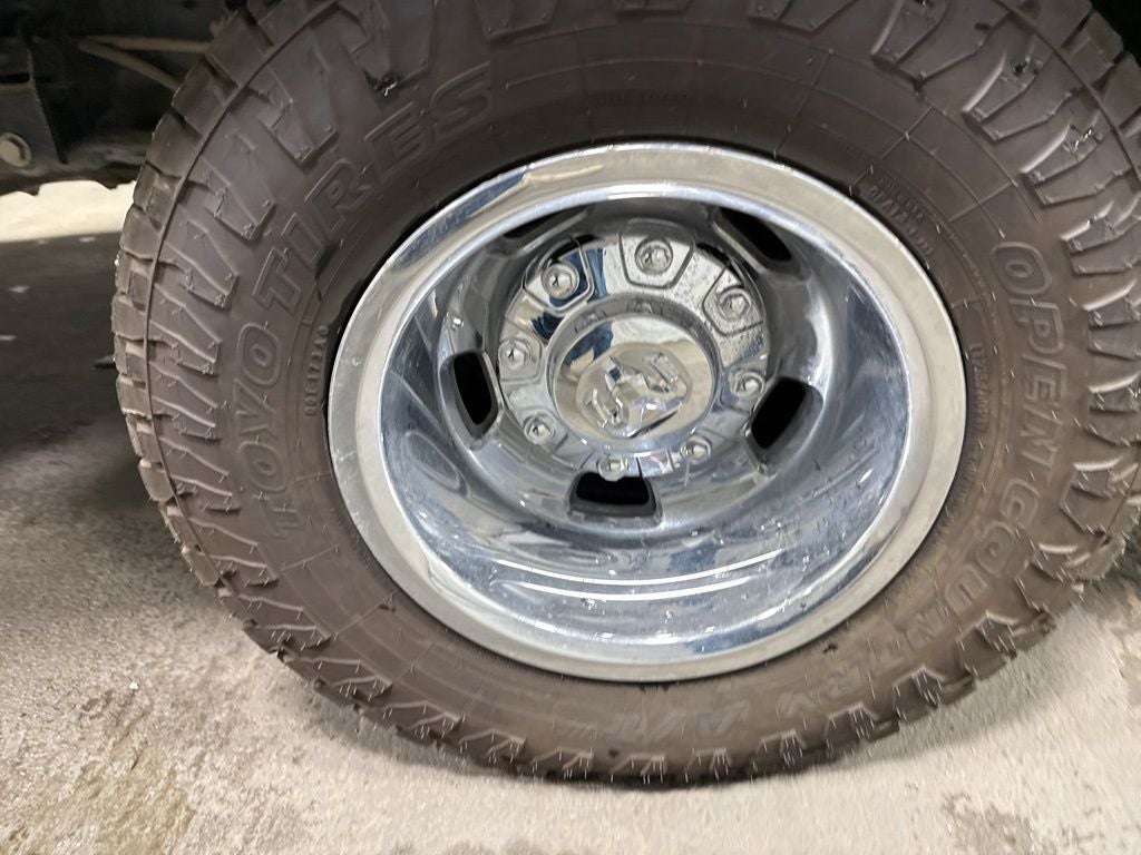 2024 RAM 3500 SLT