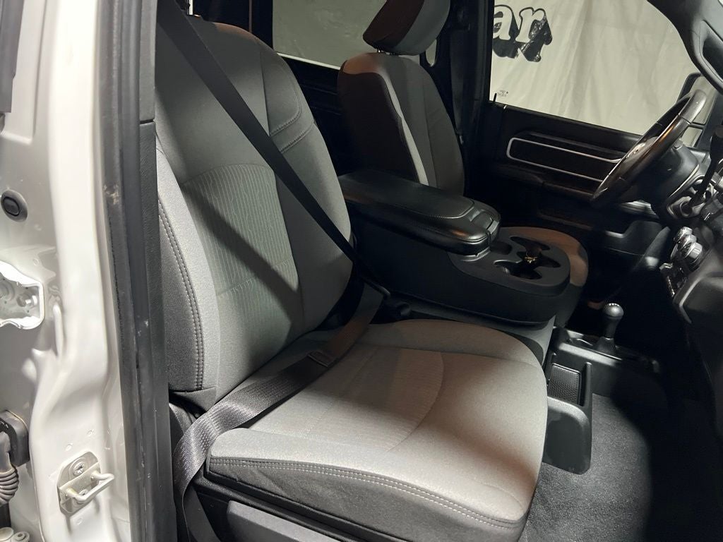 2024 RAM 3500 SLT