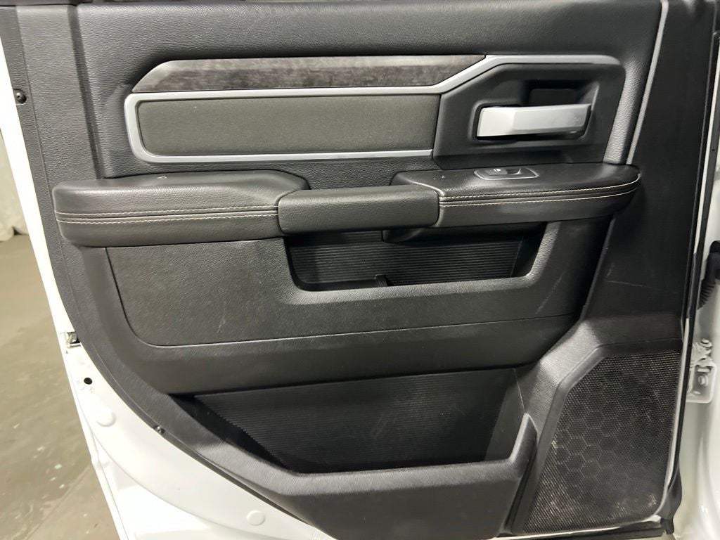 2024 RAM 3500 SLT