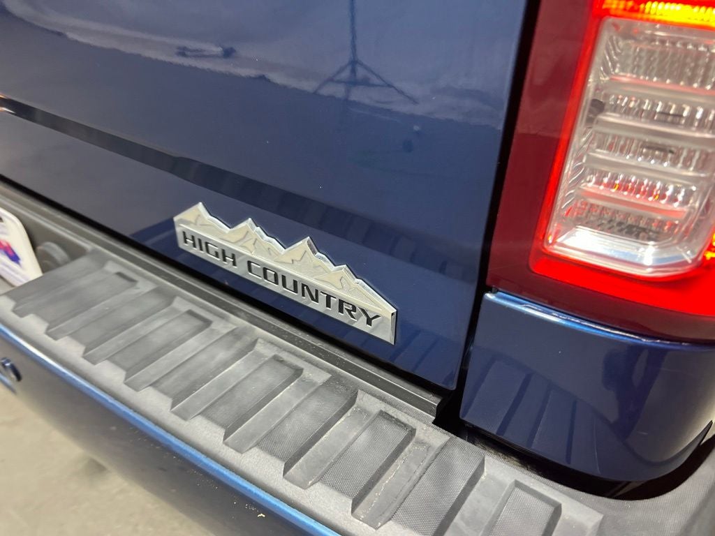 2017 Chevrolet Silverado 1500 High Country