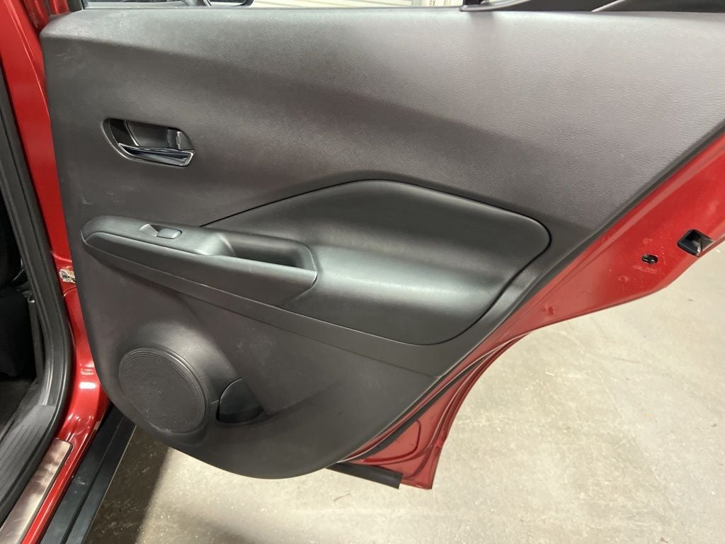 2019 Nissan Kicks SR