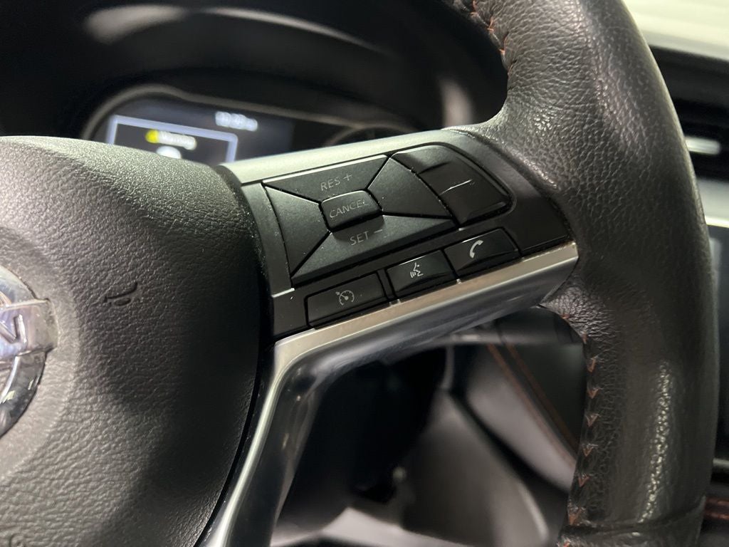 2019 Nissan Kicks SR