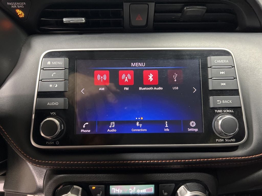 2019 Nissan Kicks SR