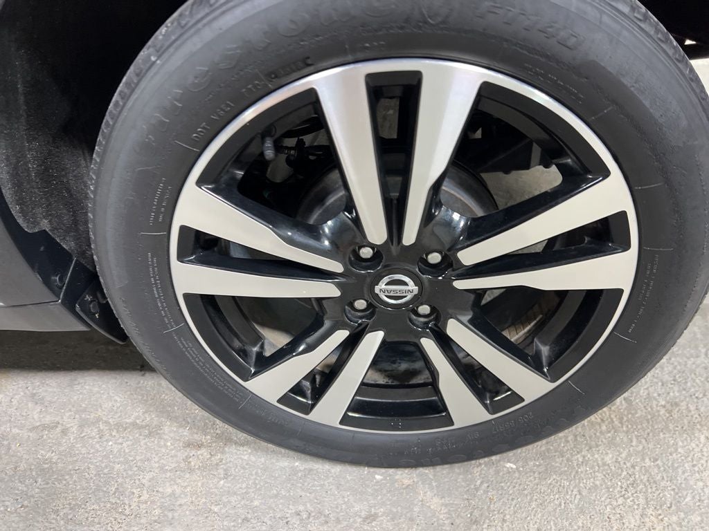 2019 Nissan Kicks SR
