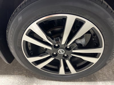 2019 Nissan Kicks SR