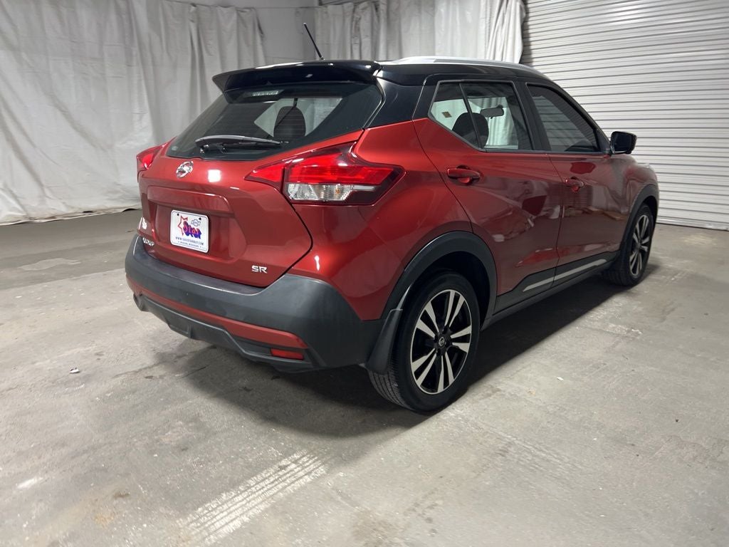 2019 Nissan Kicks SR