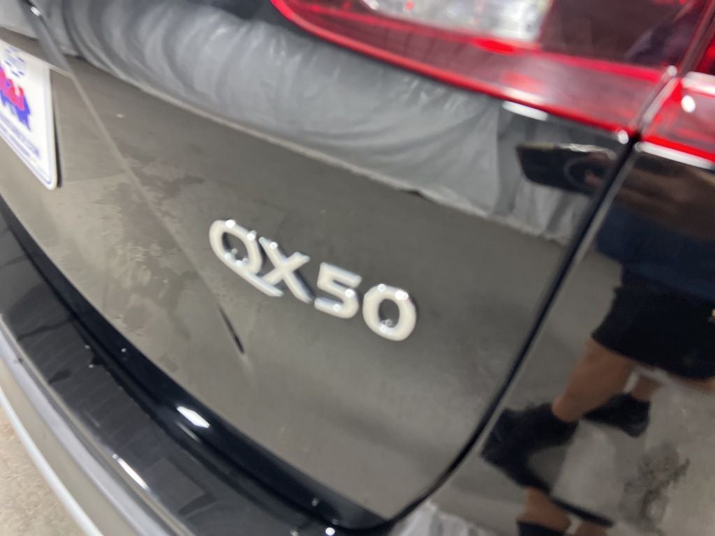 2024 INFINITI QX50 LUXE