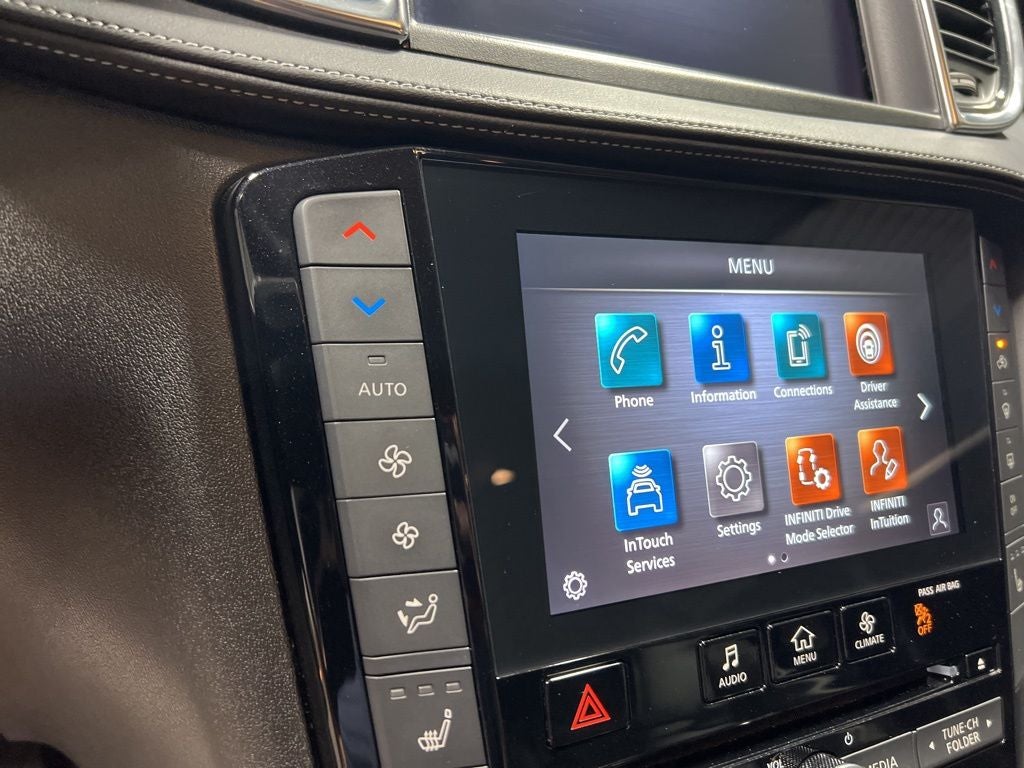 2024 INFINITI QX50 LUXE