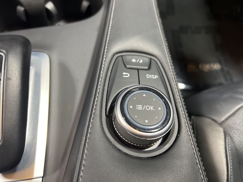 2024 INFINITI QX50 LUXE