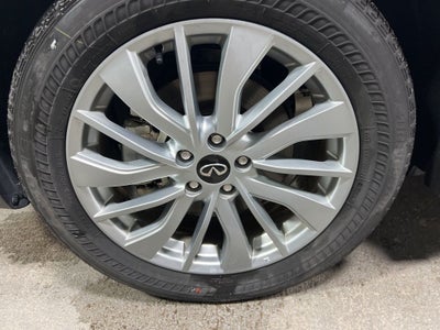 2024 INFINITI QX50 LUXE