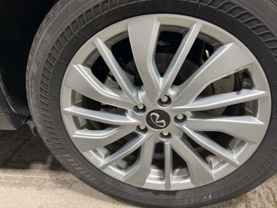 2024 INFINITI QX50 LUXE