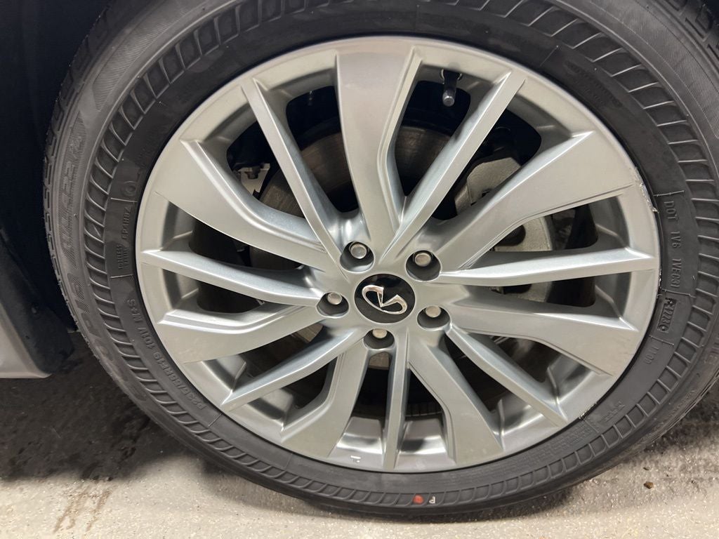 2024 INFINITI QX50 LUXE