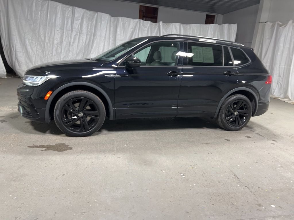 2024 Volkswagen Tiguan 2.0T SE R-Line Black