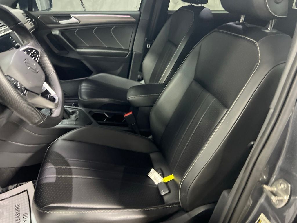 2024 Volkswagen Tiguan 2.0T SE R-Line Black