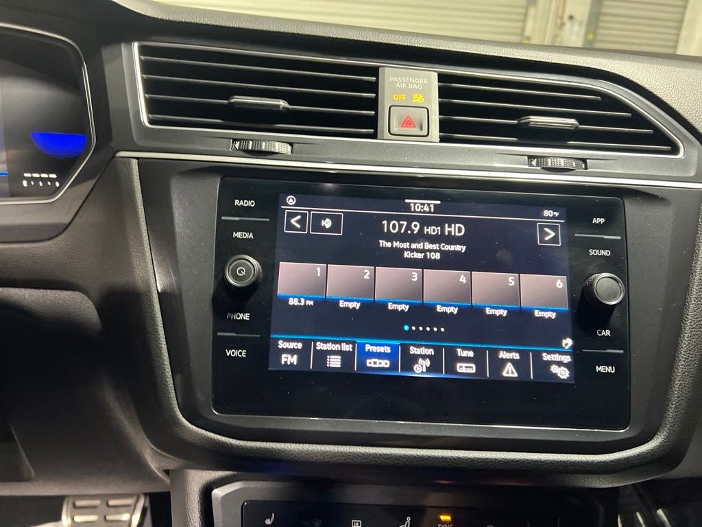 2024 Volkswagen Tiguan 2.0T SE R-Line Black