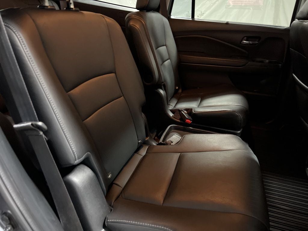 2022 Honda Pilot Touring 7 Passenger