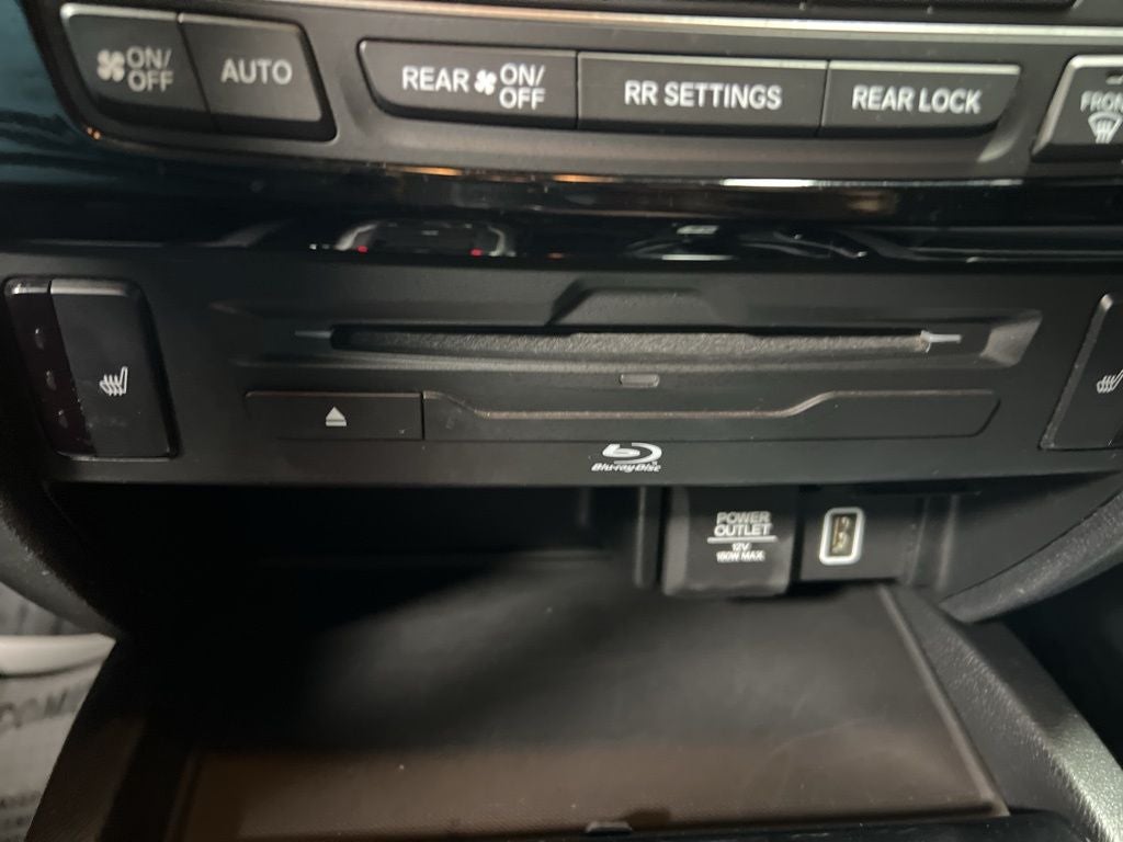 2022 Honda Pilot Touring 7 Passenger