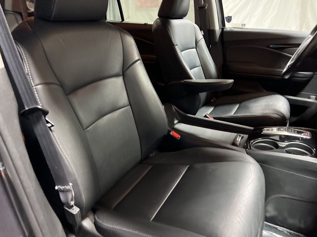 2022 Honda Pilot Touring 7 Passenger