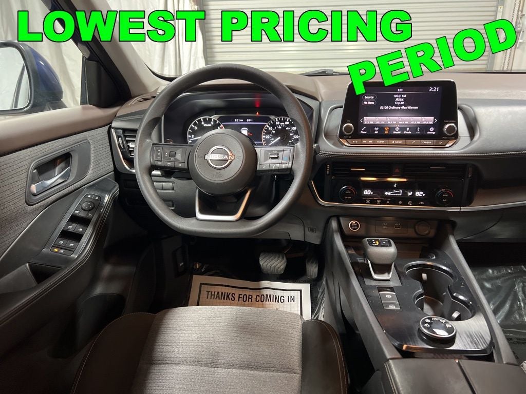 2022 Nissan Rogue SV