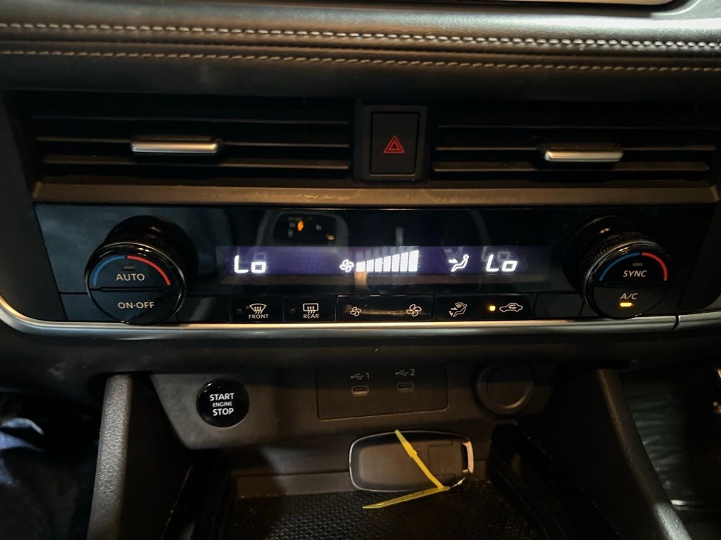 2024 Nissan Rogue SV