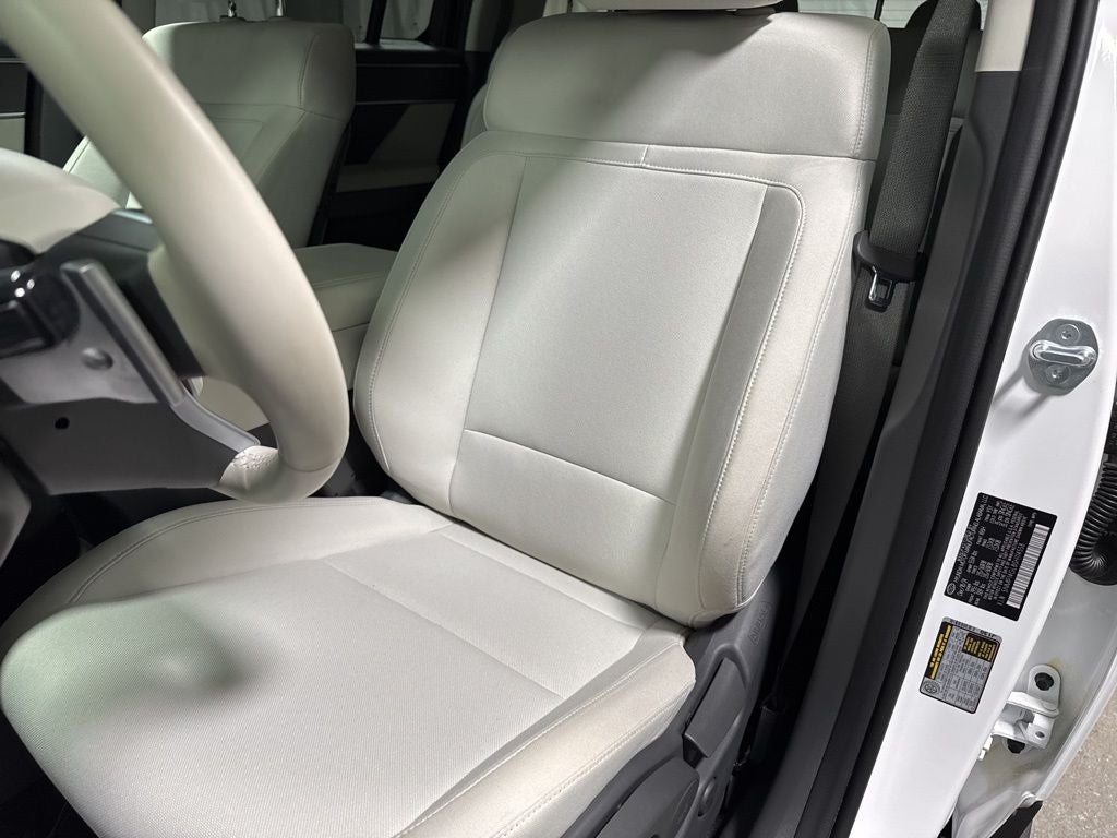2025 Hyundai Santa Fe SE