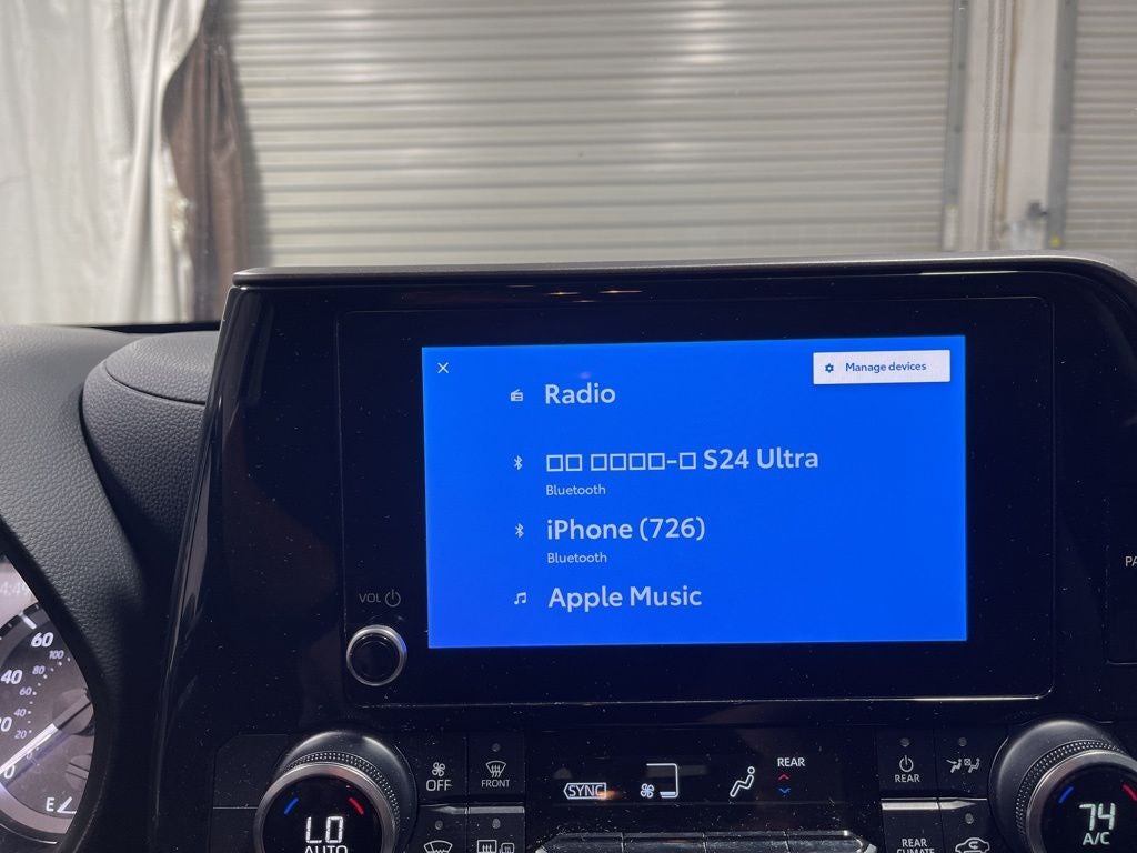 2024 Toyota Highlander LE