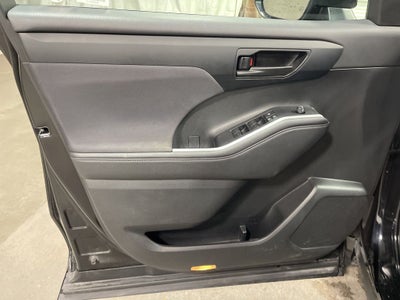 2024 Toyota Highlander XLE