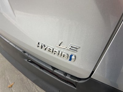 2022 Toyota Sienna LE 8 Passenger