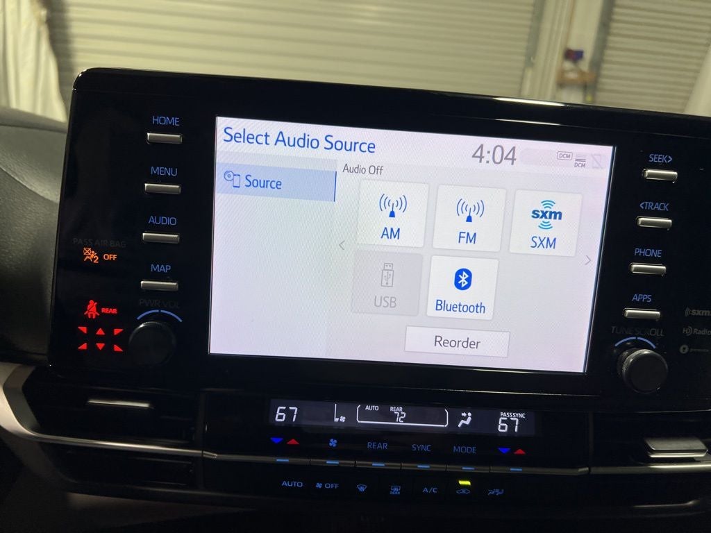 2022 Toyota Sienna LE 8 Passenger