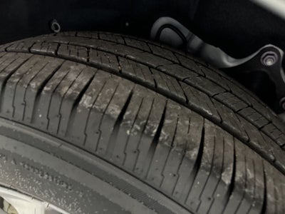 2022 Toyota Sienna LE 8 Passenger