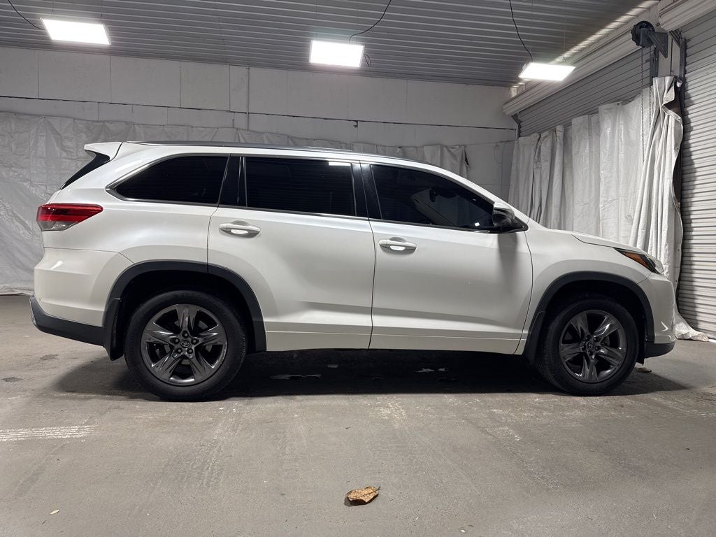 2018 Toyota Highlander Limited Platinum