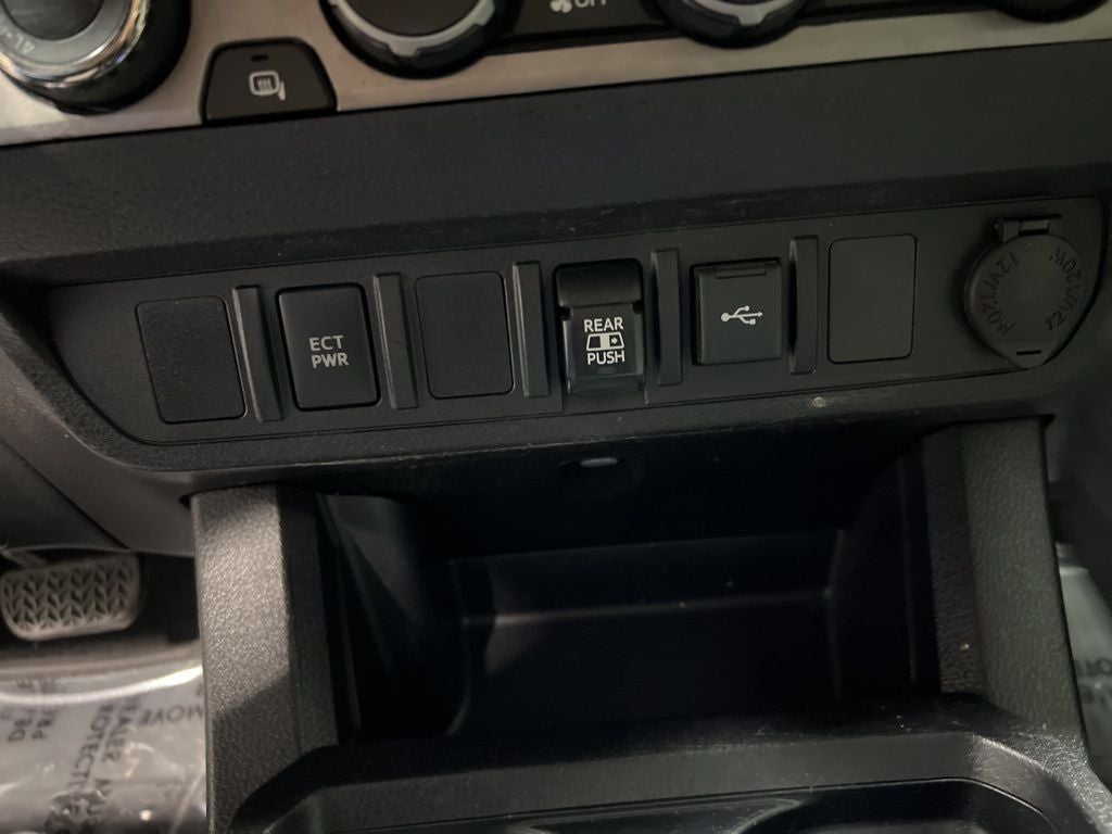 2021 Toyota Tacoma SR5 V6