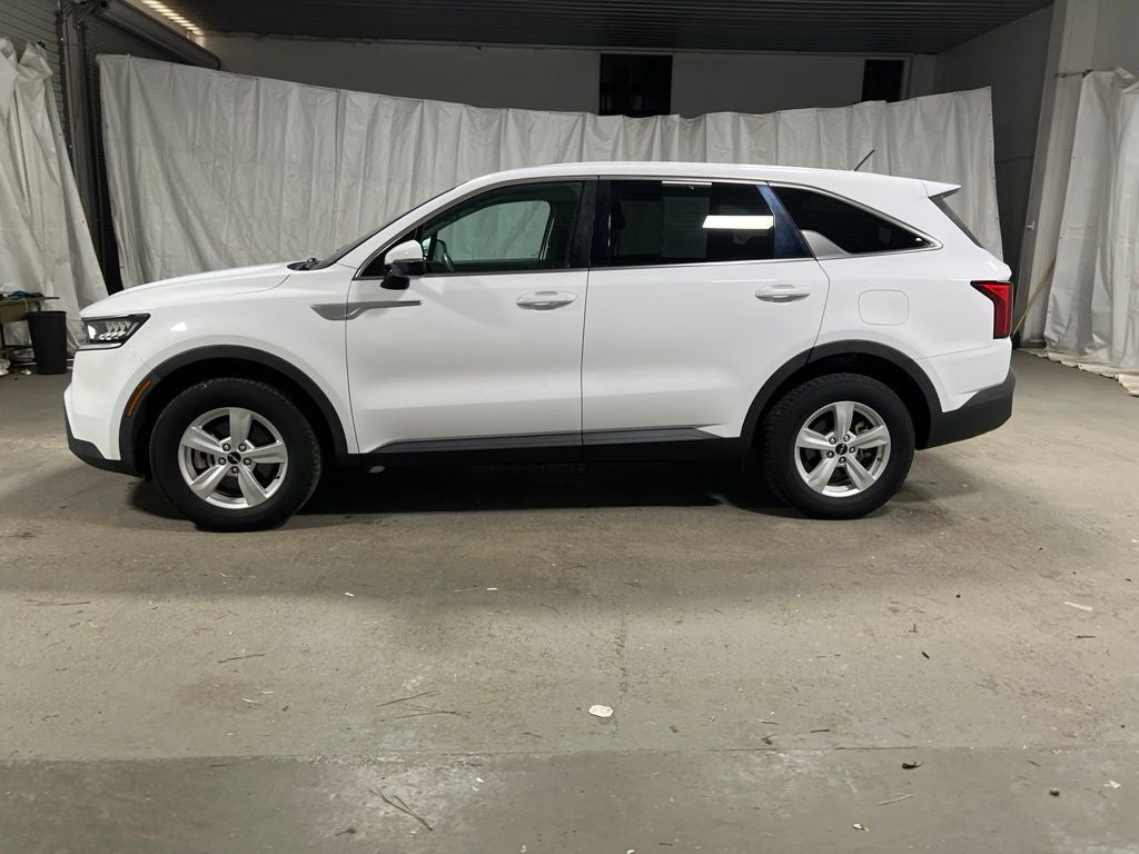 2022 Kia Sorento LX