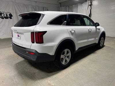 2022 Kia Sorento LX