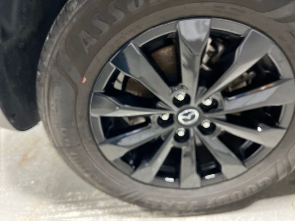 2025 Mazda Mazda CX-50 2.5 S Premium Package